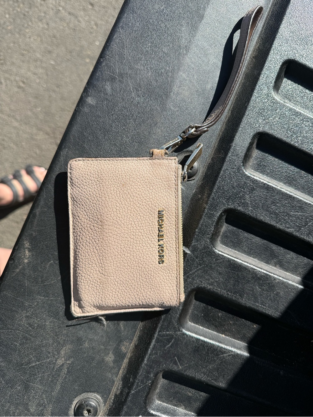 Michael Kors Blush Pink Pebbled Leather Wristlet Card Holder
